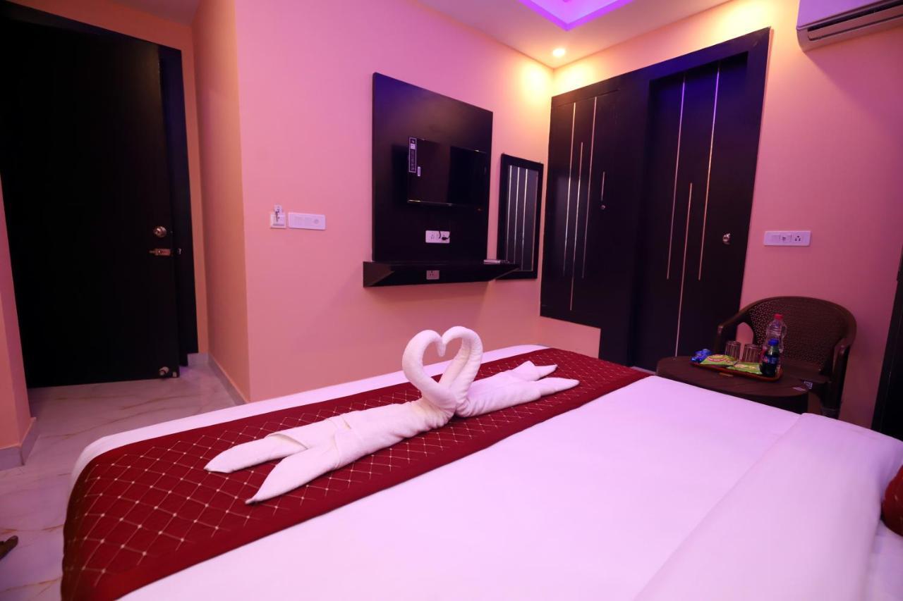 Jupiter Plaza Delhi Airport Hotel Nuova Delhi Esterno foto
